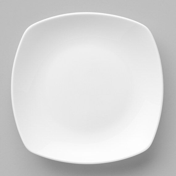 BONE CHINA 18CM SQ PLATE BC011