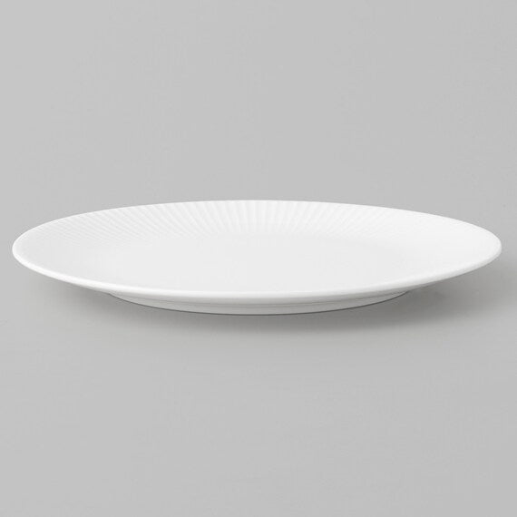 BONE CHINA 18CM STRIPED PLATE BC012